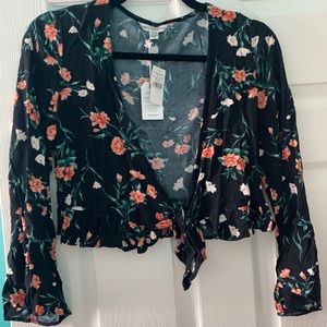 BRAND NEW AMERICAN EAGLE TOP